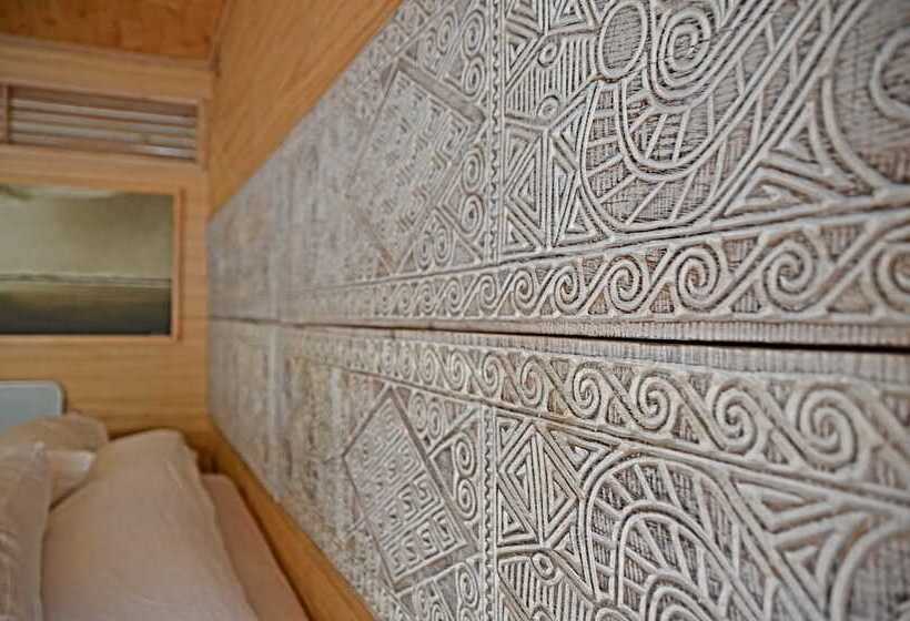 ベッドアンドブレックファースト Natural Surf Lodge