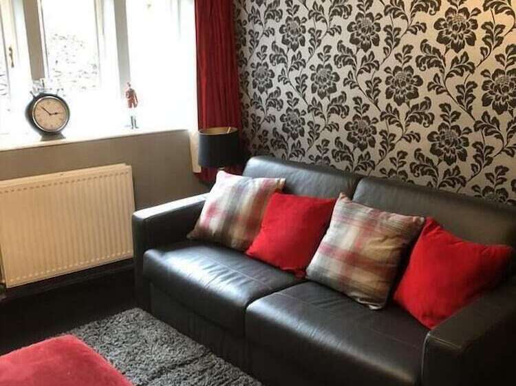 住宿加早餐  Over The Bridge