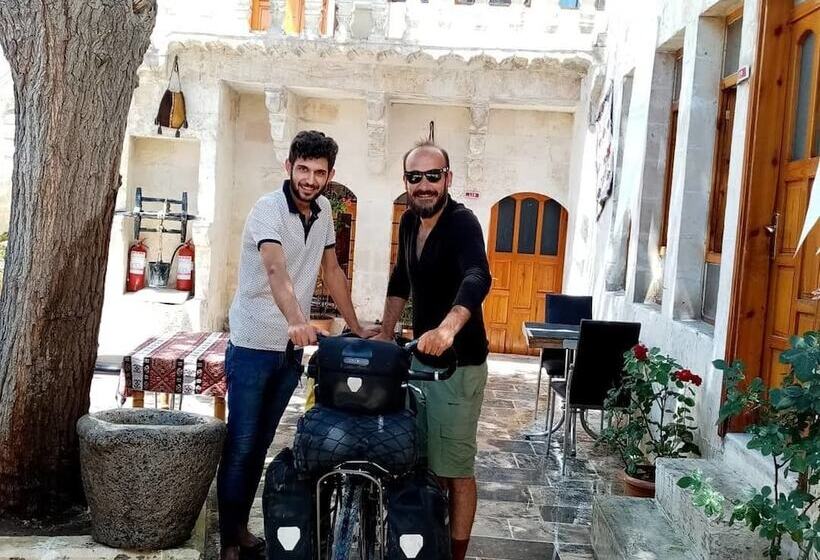 تختخواب و صبحانه Sark Ciragan Konak Butik Otel