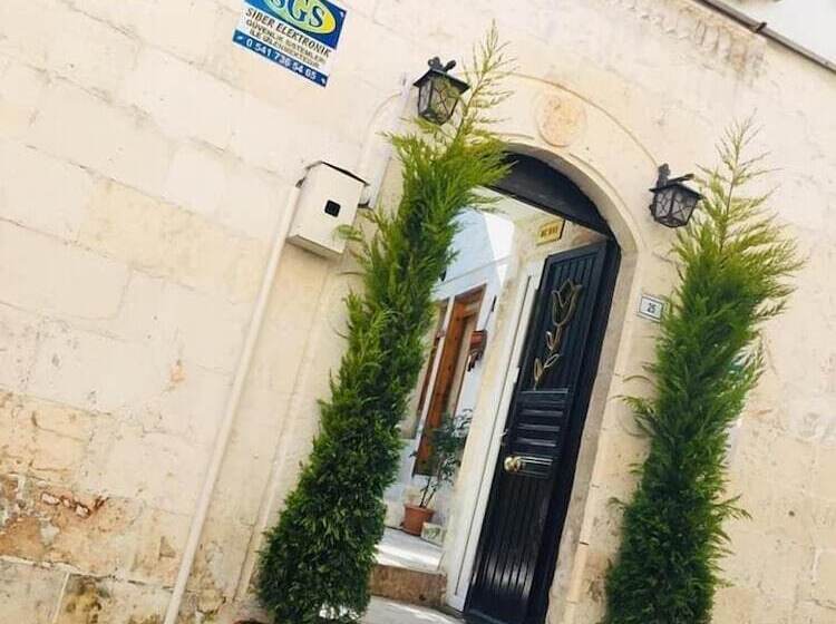 تختخواب و صبحانه Sark Ciragan Konak Butik Otel