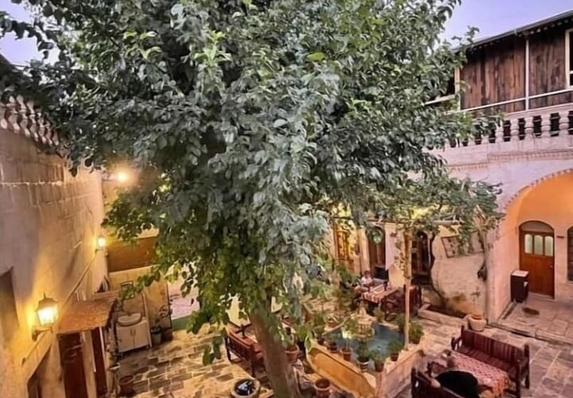 تختخواب و صبحانه Sark Ciragan Konak Butik Otel