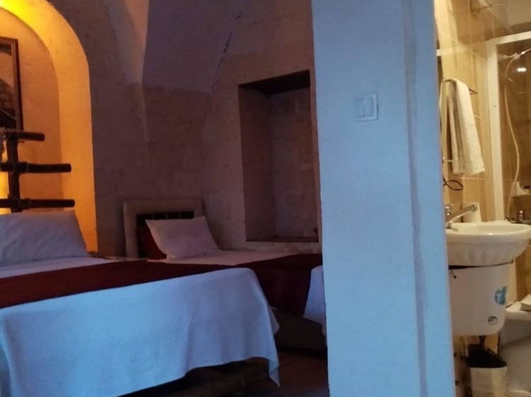 تختخواب و صبحانه Sark Ciragan Konak Butik Otel