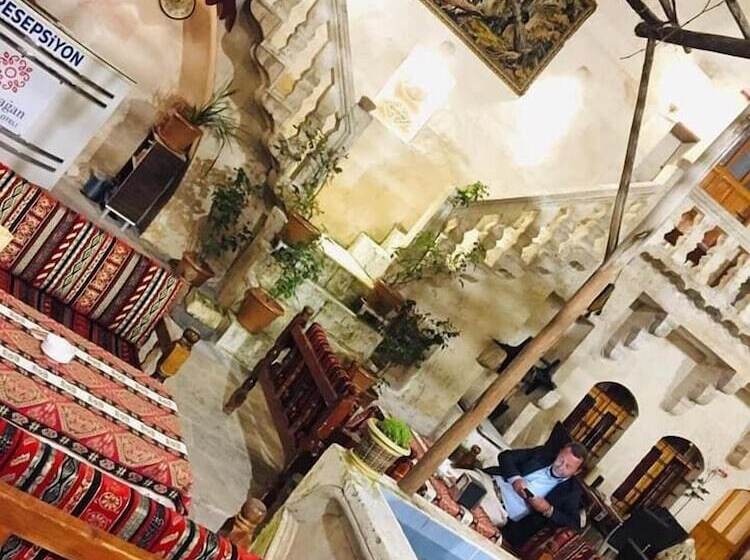 تختخواب و صبحانه Sark Ciragan Konak Butik Otel