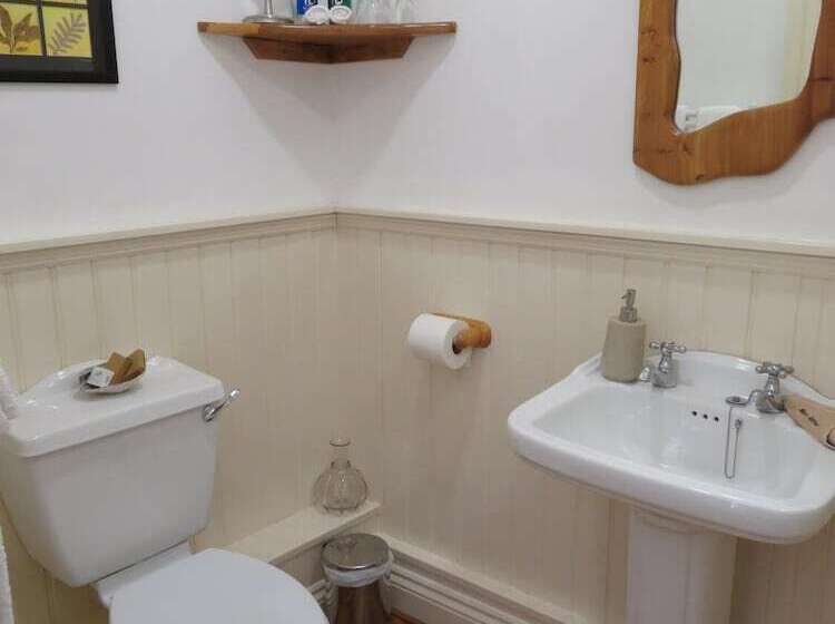 مبيت وإفطار The Mill Restaurant & Accommodation