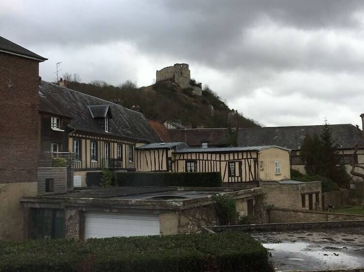 ベッドアンドブレックファースト Villa Aliénor