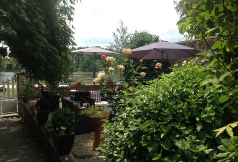 ベッドアンドブレックファースト Villa Aliénor