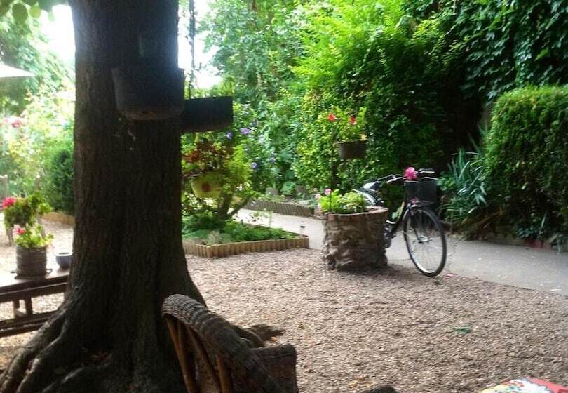 ベッドアンドブレックファースト Villa Aliénor