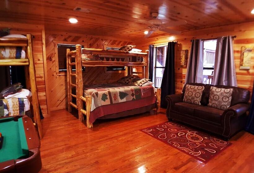 Brokenbowadventures.com