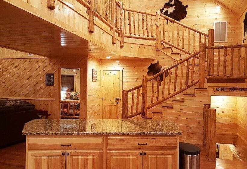 Brokenbowadventures.com