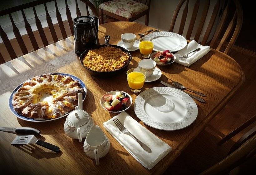 Centennial Inn Bed & Breakfast