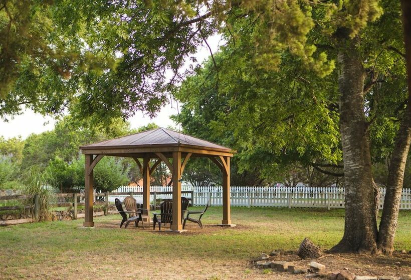 Cypress Creek Cottages