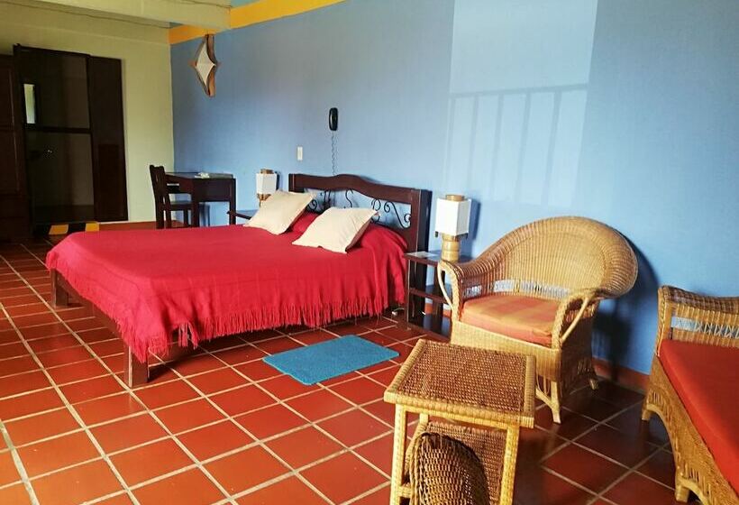 Eco Hotel Santa Barbara