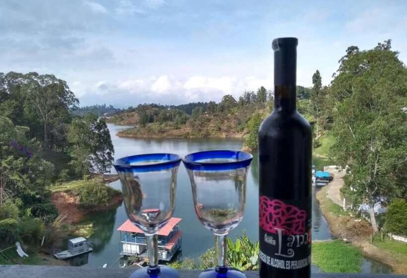 El Hostal De Liz   Hostel