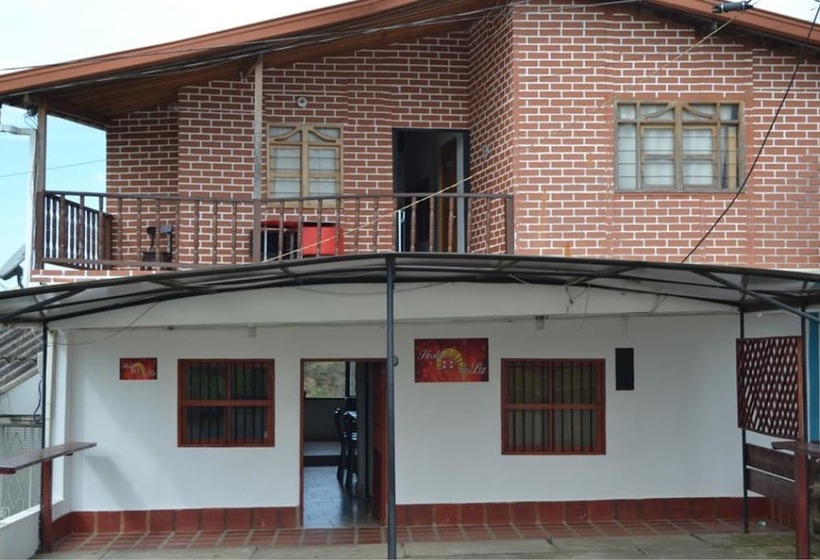 El Hostal De Liz   Hostel