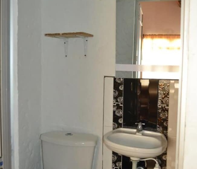 El Hostal De Liz   Hostel