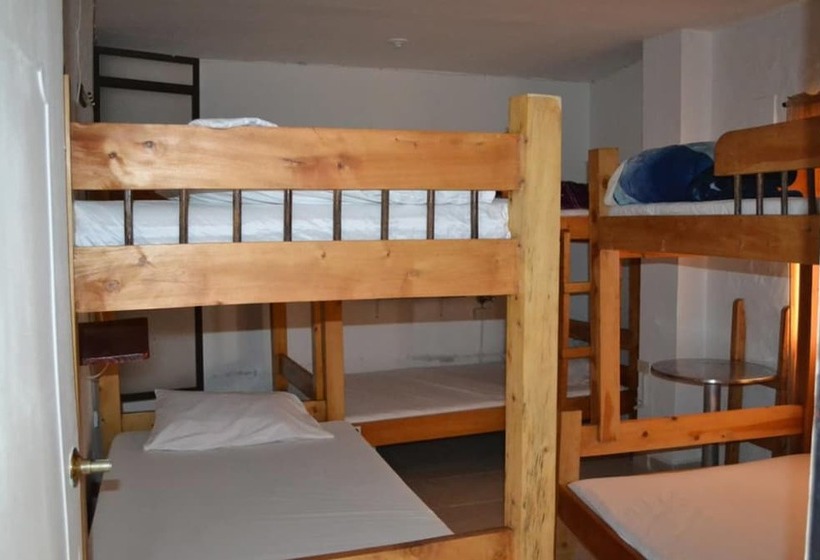 El Hostal De Liz   Hostel