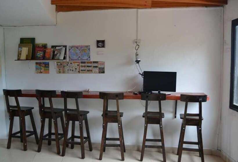 El Hostal De Liz   Hostel
