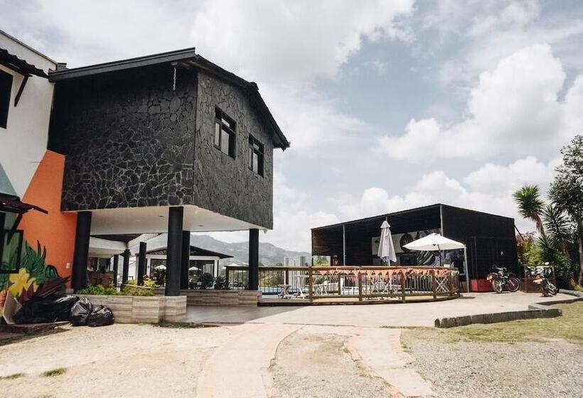 Happy Buddha Hostel Guatape