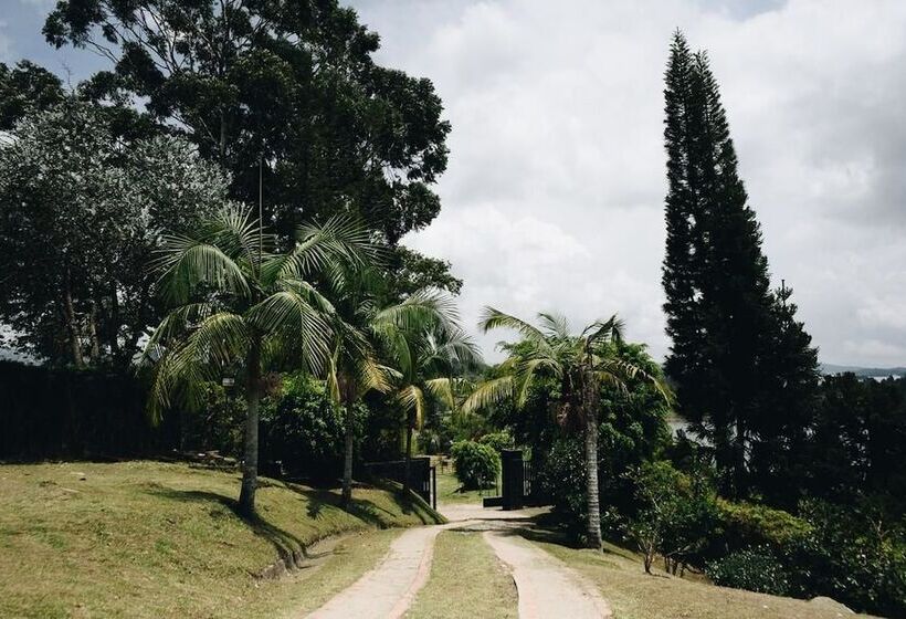 Happy Buddha Hostel Guatape