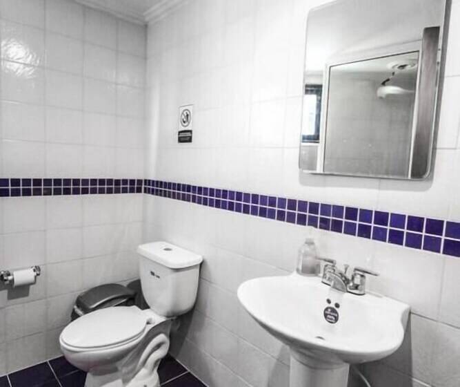 Happy Buddha Hostel Guatape