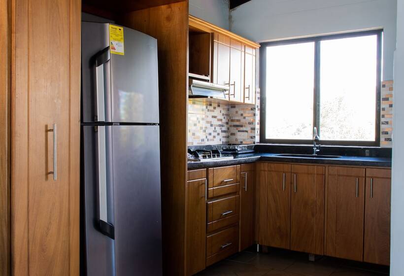 Happy Buddha Hostel Guatape