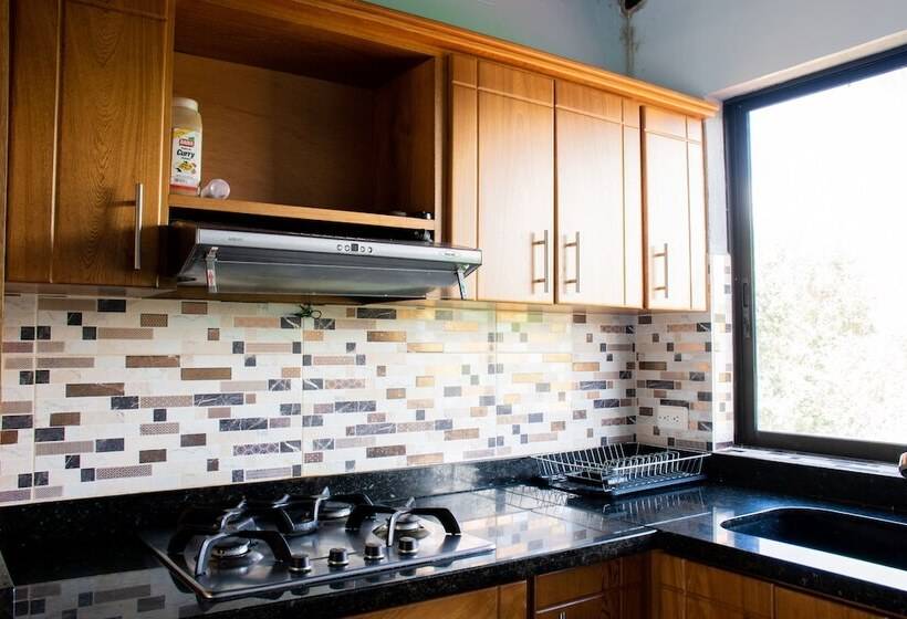 Happy Buddha Hostel Guatape