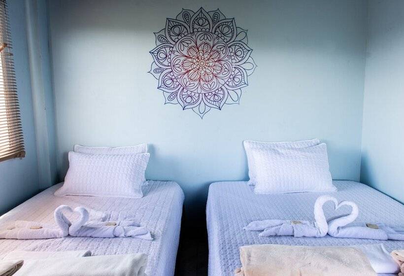 Happy Buddha Hostel Guatape