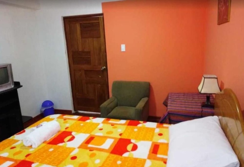 簡易ホテル Kaboka Cusco Hospedaje Familiar