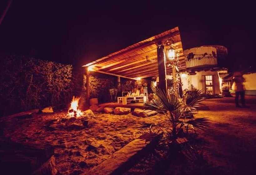 פונדק Refugio Capullos De Luna