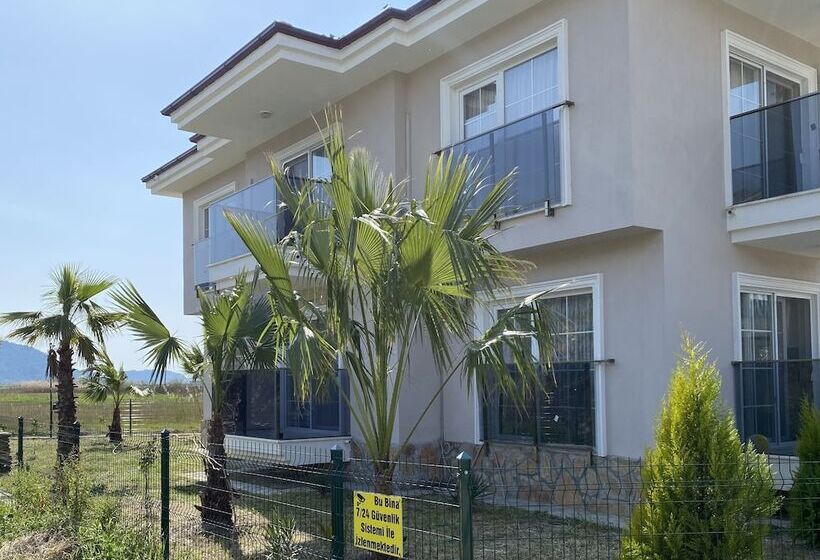 مسافرخانه Rivaesta Butik Hotel   Adults Only