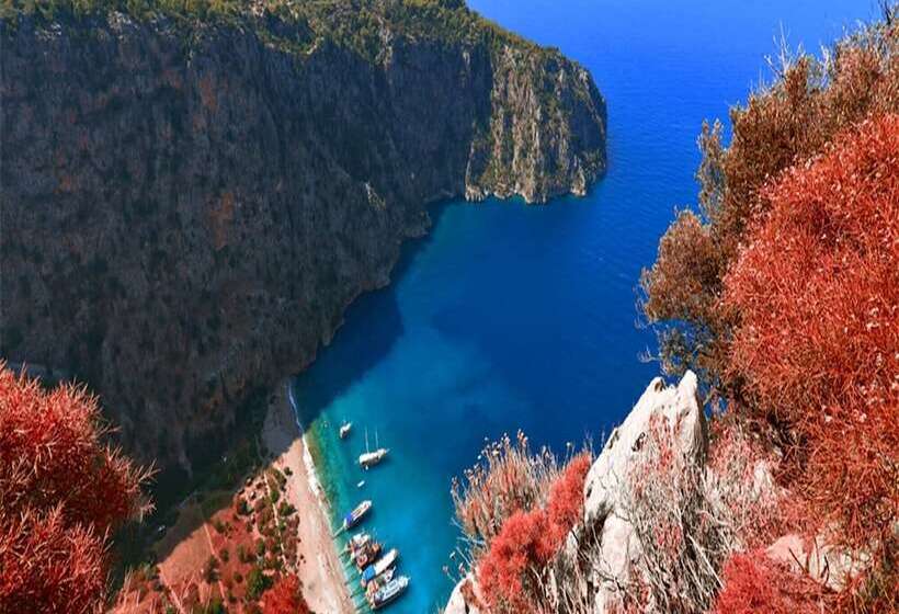 مسافرخانه Rivaesta Butik Hotel   Adults Only