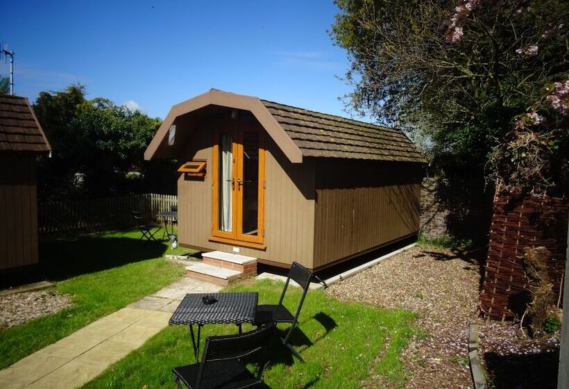 פונדק The Butchers Arms Freehouse