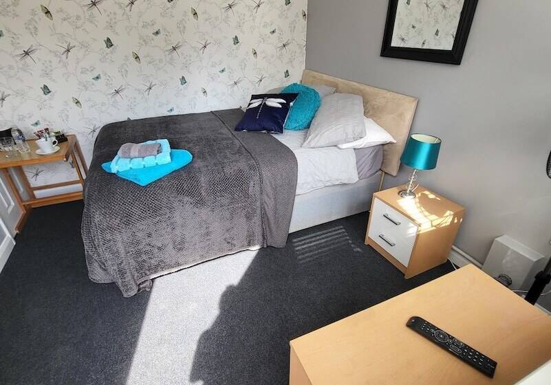 פונדק The Butchers Arms Freehouse