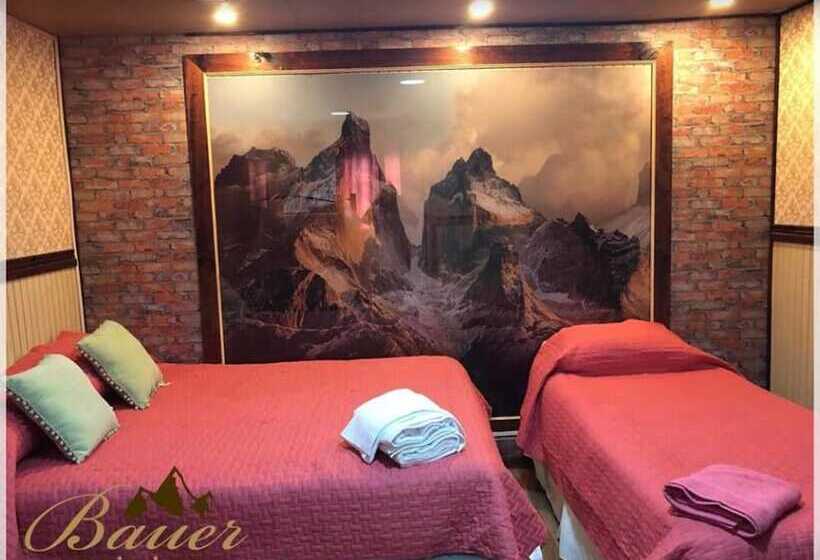 Hostal Bauer Centro