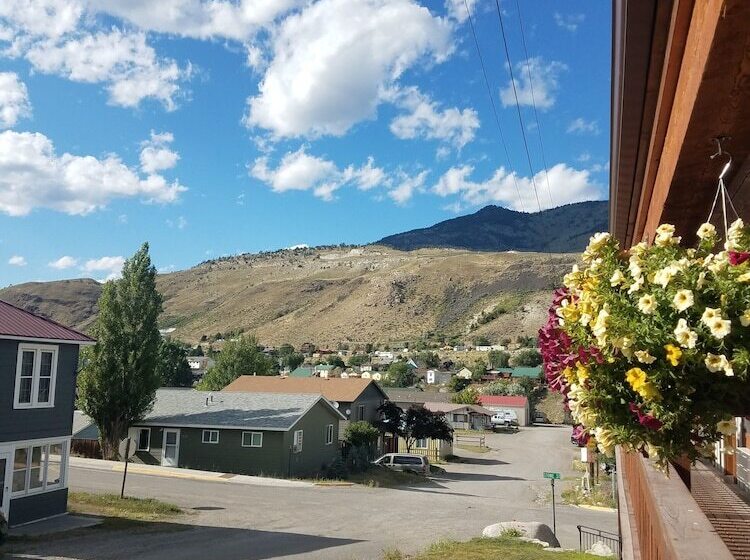 فندق 406 Lodge At Yellowstone