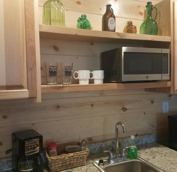 فندق 406 Lodge At Yellowstone