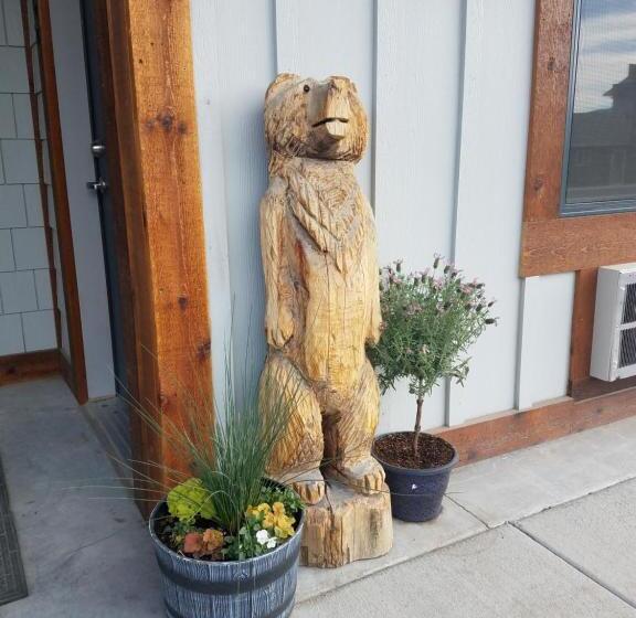 فندق 406 Lodge At Yellowstone