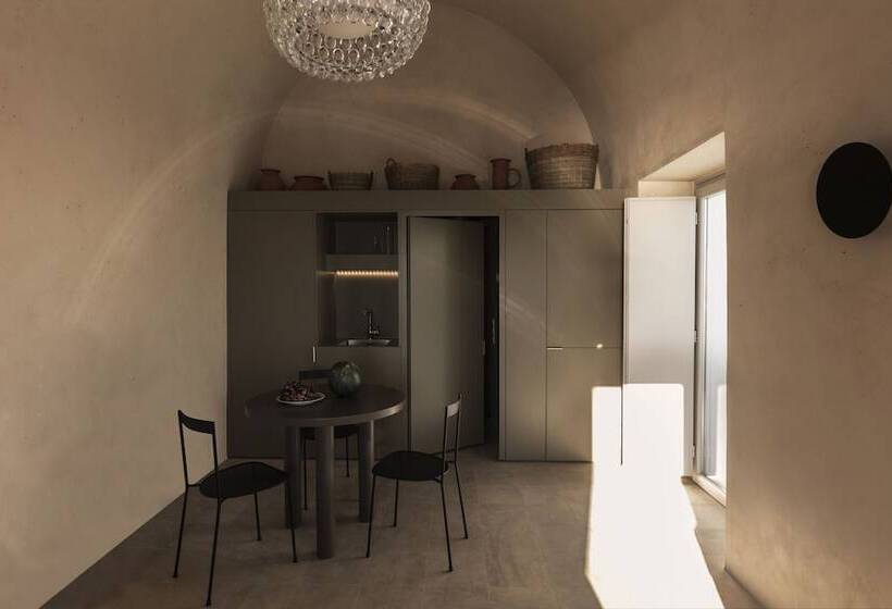 هتل Aesthesis Boutique Villas Fira