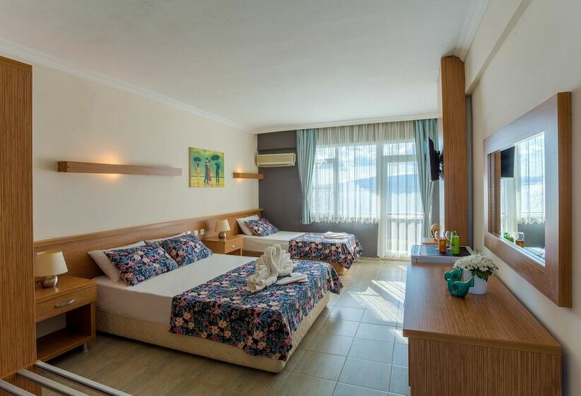 Отель Aqua Nina