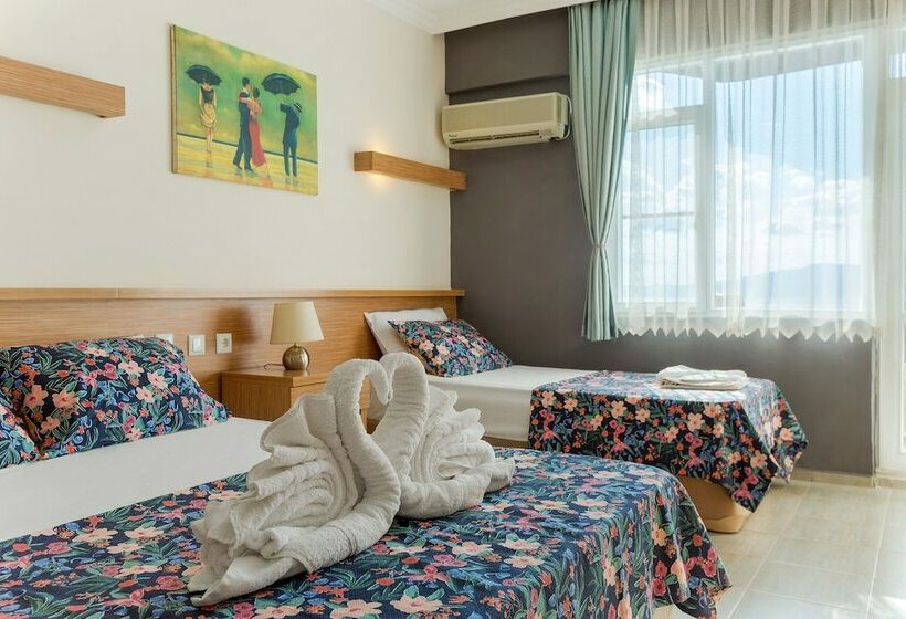 Отель Aqua Nina