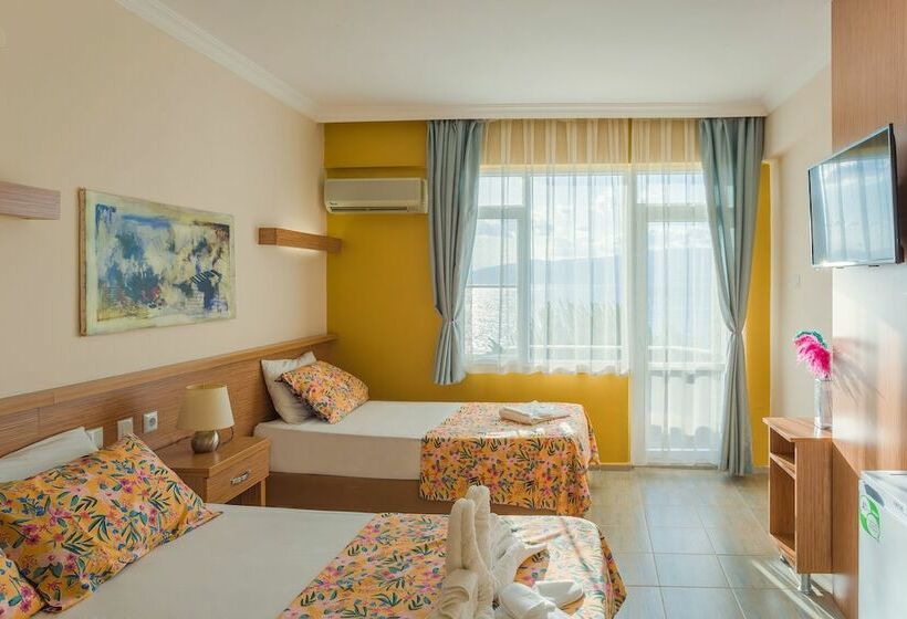 Отель Aqua Nina