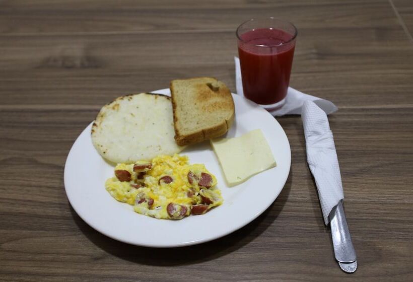 酒店 Ayenda Torre 2