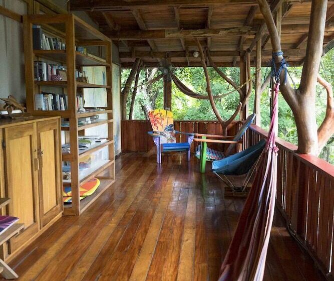 בית מלון כפרי Bahia Rica Fishing & Kayak Lodge