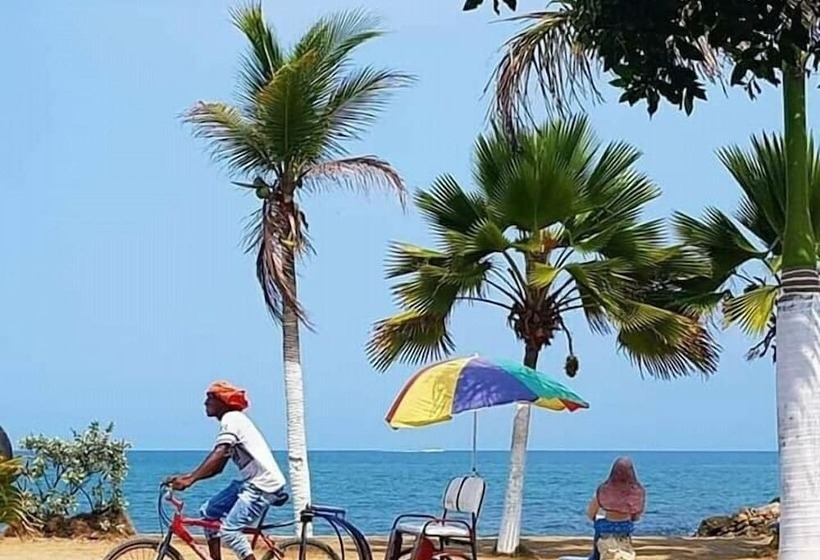 هتل Cabañas De Tolú