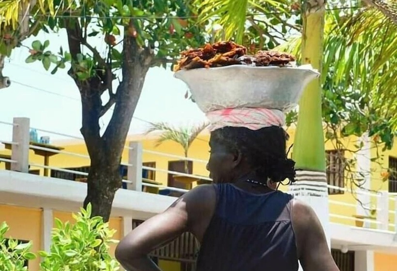 هتل Cabañas De Tolú