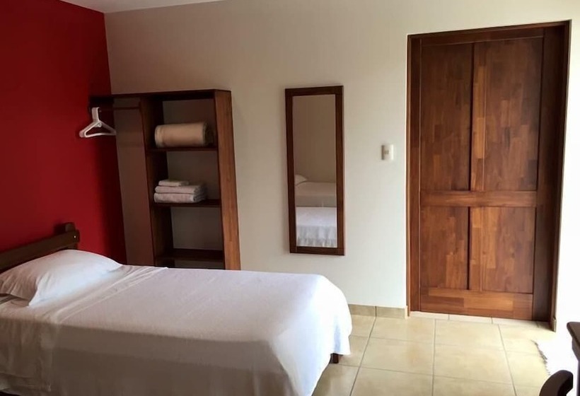 בית מלון כפרי Cabinas Ledezma