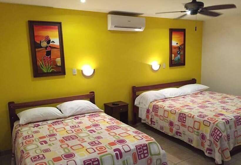 בית מלון כפרי Cabinas Ledezma