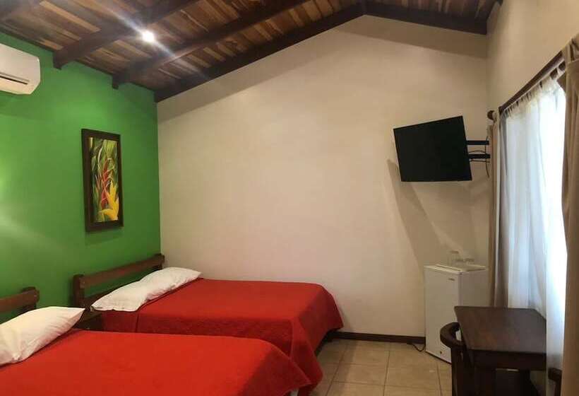 בית מלון כפרי Cabinas Ledezma