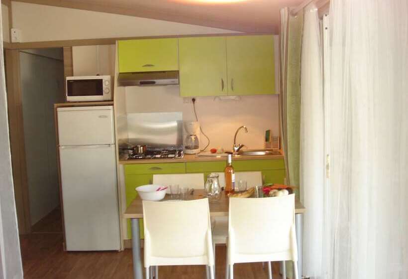 فندق Camping Frédéric Mistral