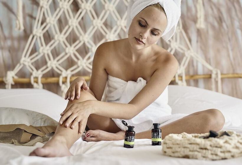 בית מלון כפרי Canal Suites